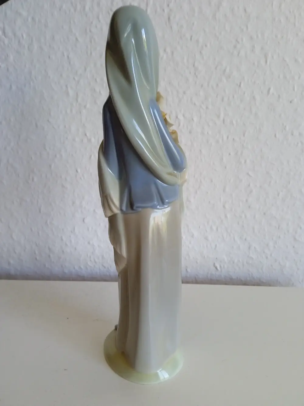 Ladro Porcelæn Figur