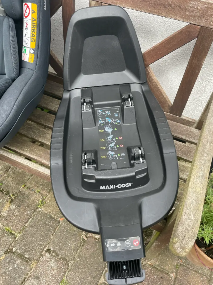 Maxi-Cosi Autostol og isofix base