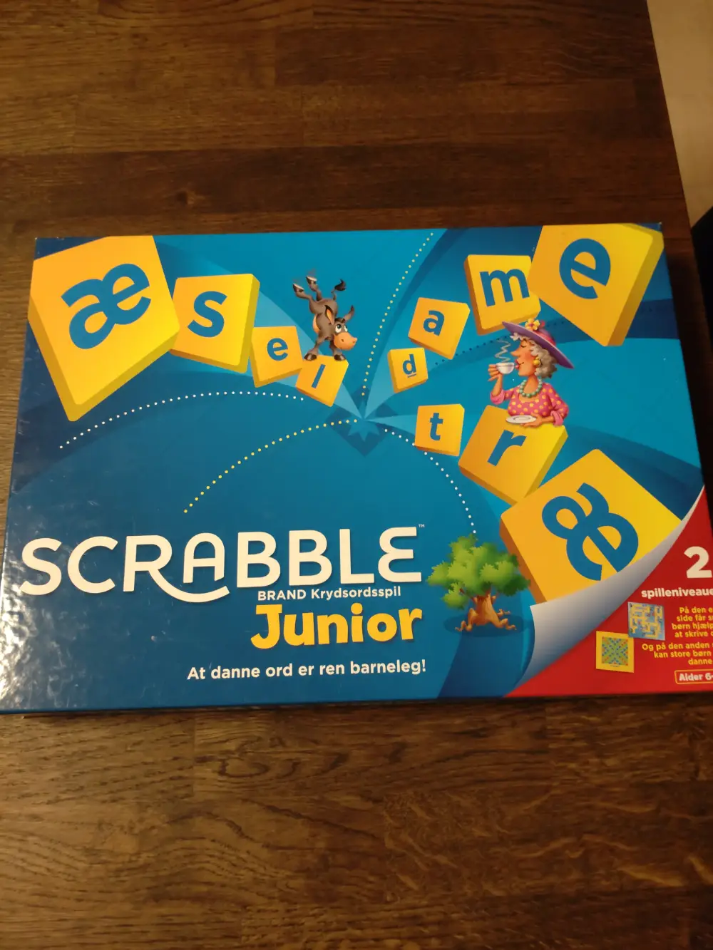 Mattel games Scrabble junior