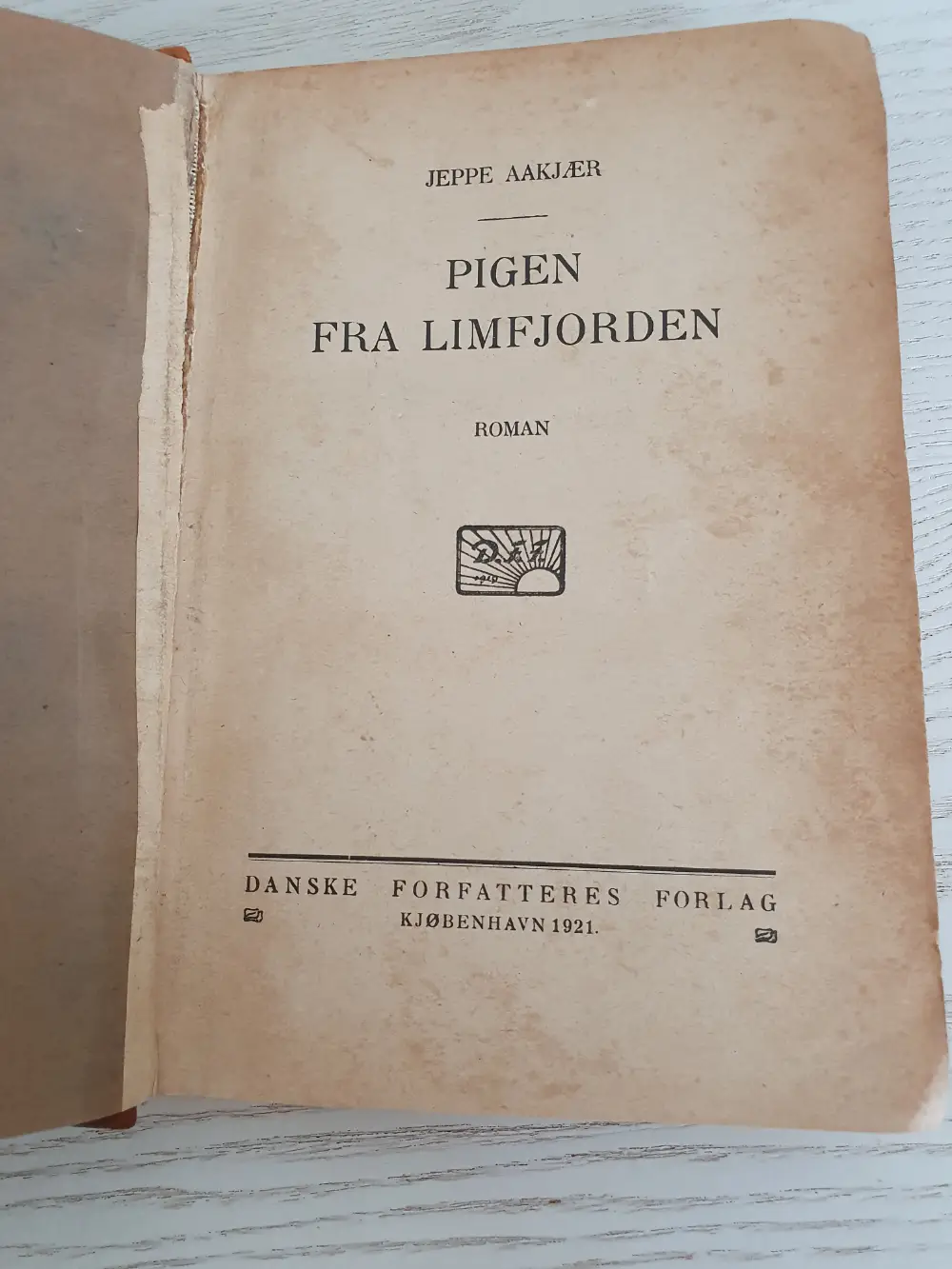 Jeppe Aakjær Pigen Fra Limfjorden