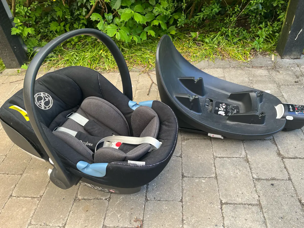 CYBEX Anton M isize autostol m base