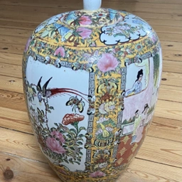 Ukendt Stor krukke eller vase