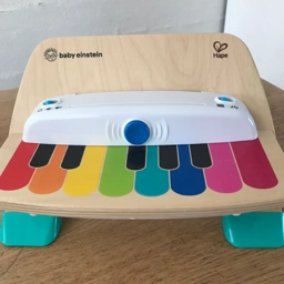 Hape Magic touch piano