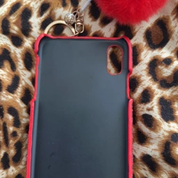 Iphone xs Max pro Rødt glimmer cover m/ pompon