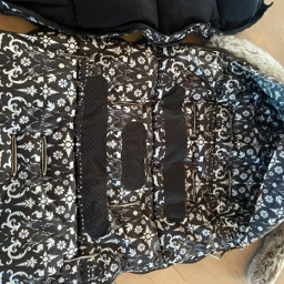 Petit cherie Kørepose brugt til 1 barn