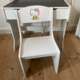 Hello Kitty Skrivebord med tilbehør