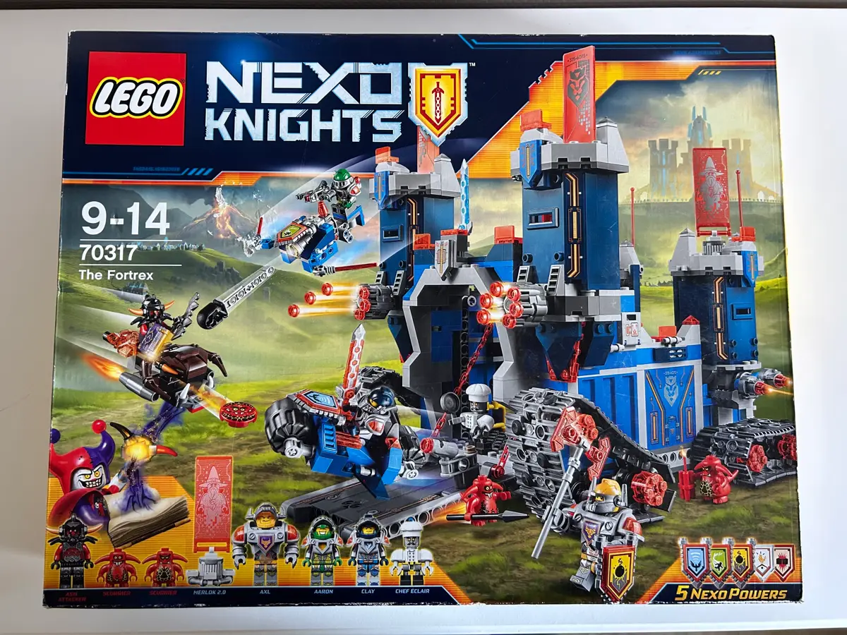 LEGO nexo knights