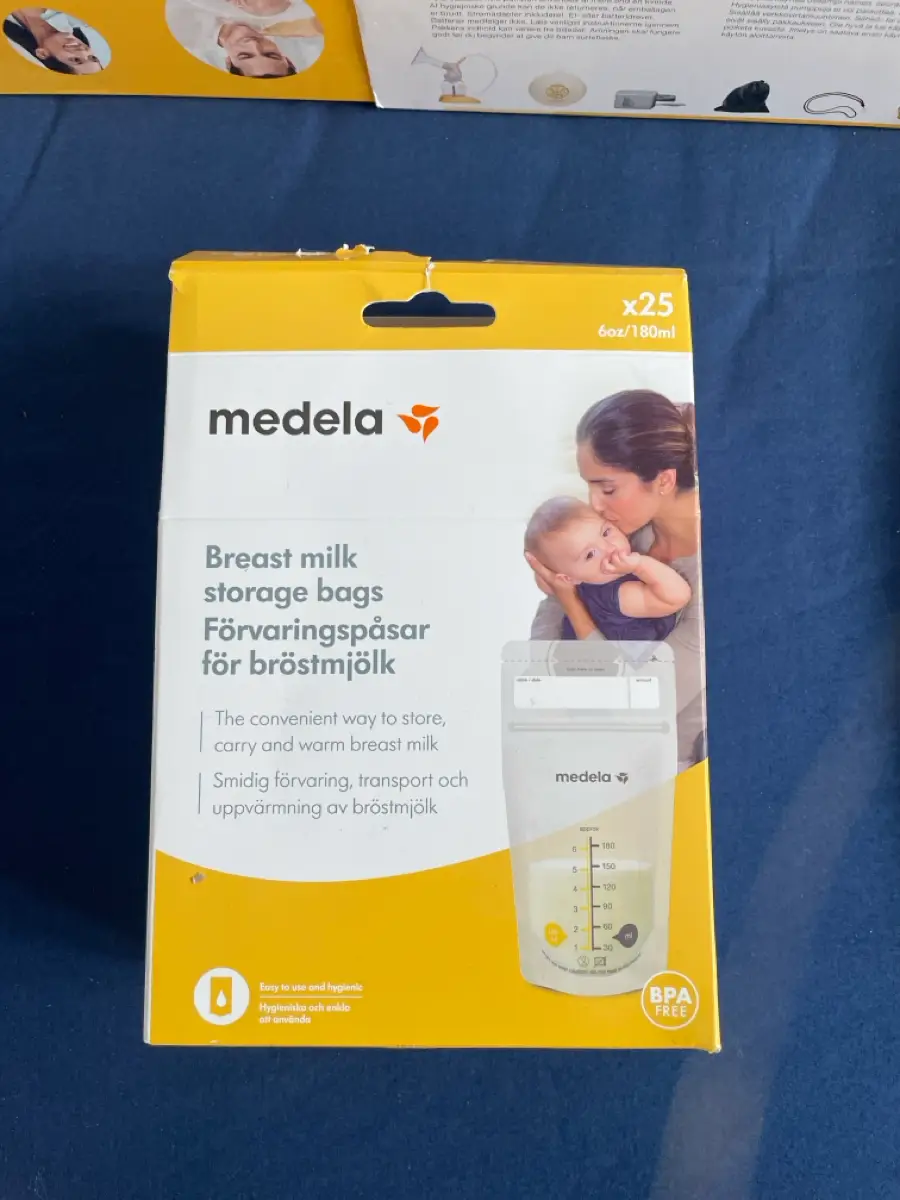 Medela Brystpumpe med tilbehør