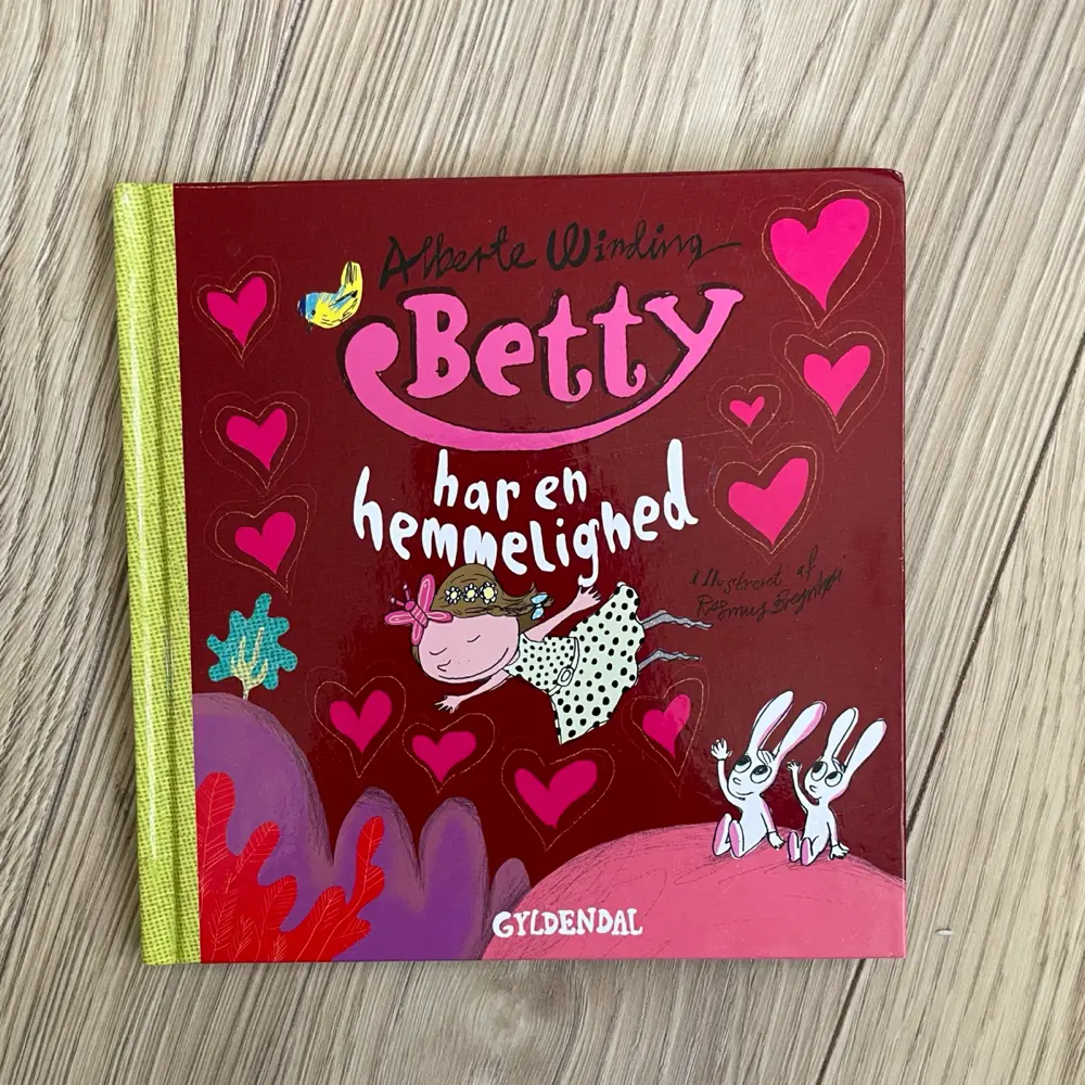 Betty har en hemmelighed Alberte Winding bog om Betty