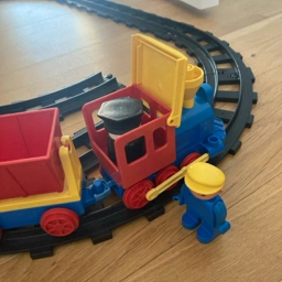 LEGO Duplo tog og togskinner