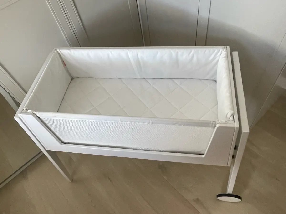 Leander Bedside babyseng