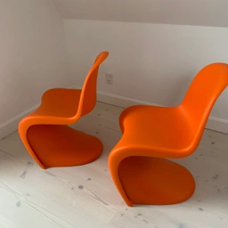 Panton / Vitra Stol junior