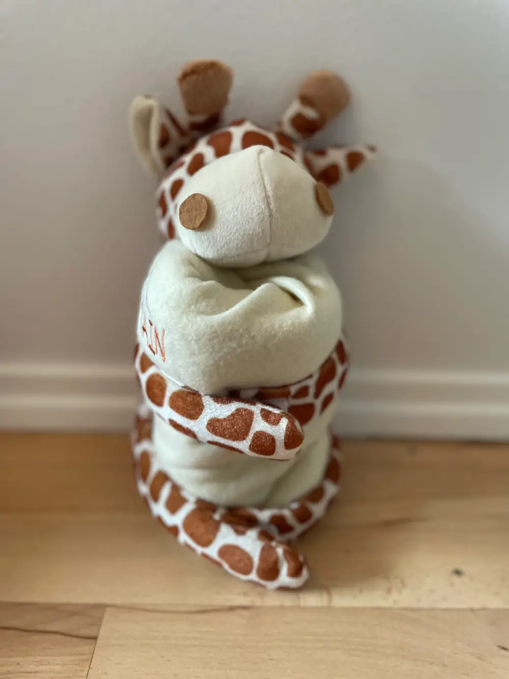 Ukendt Giraf med tæppe