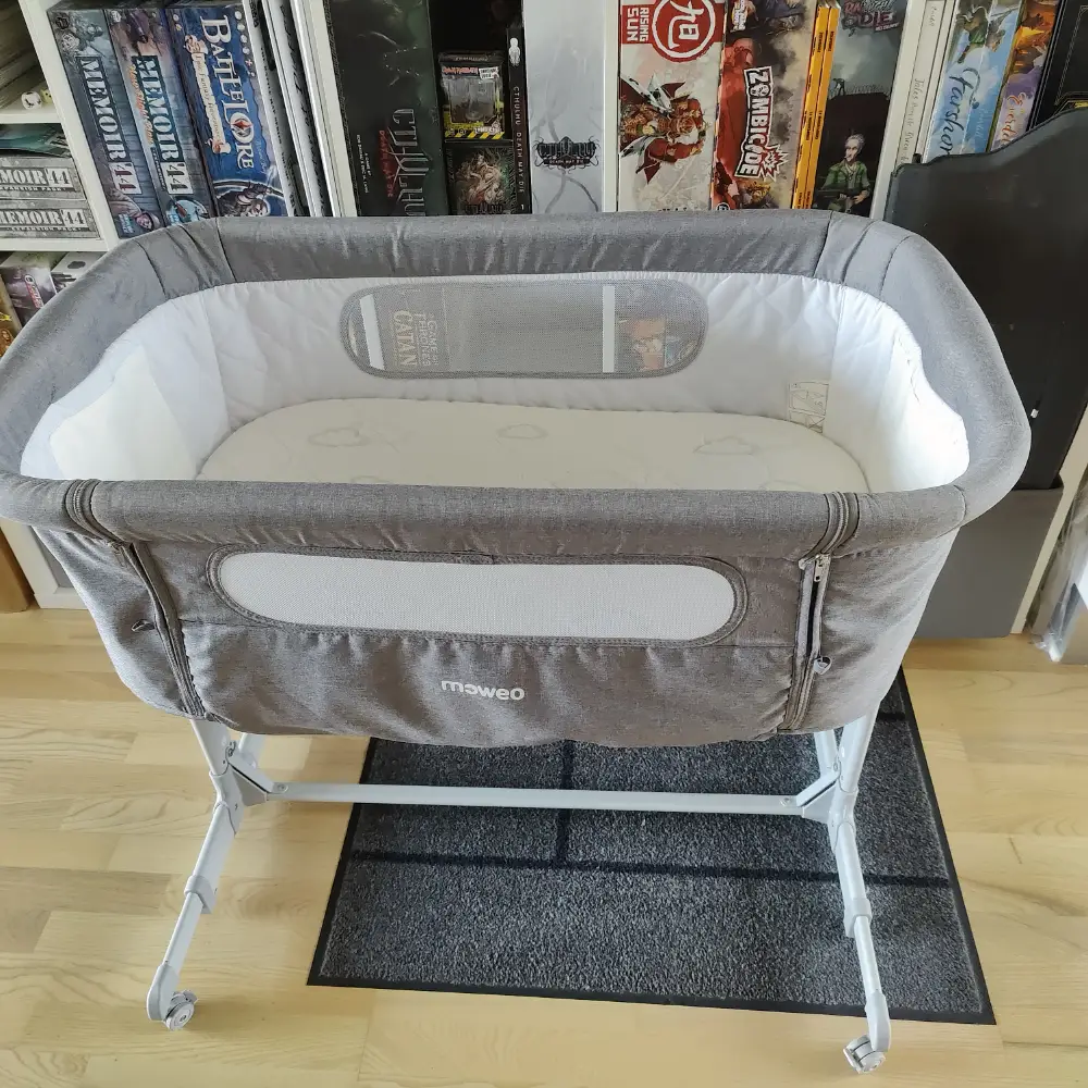 Moweo Bedside crib