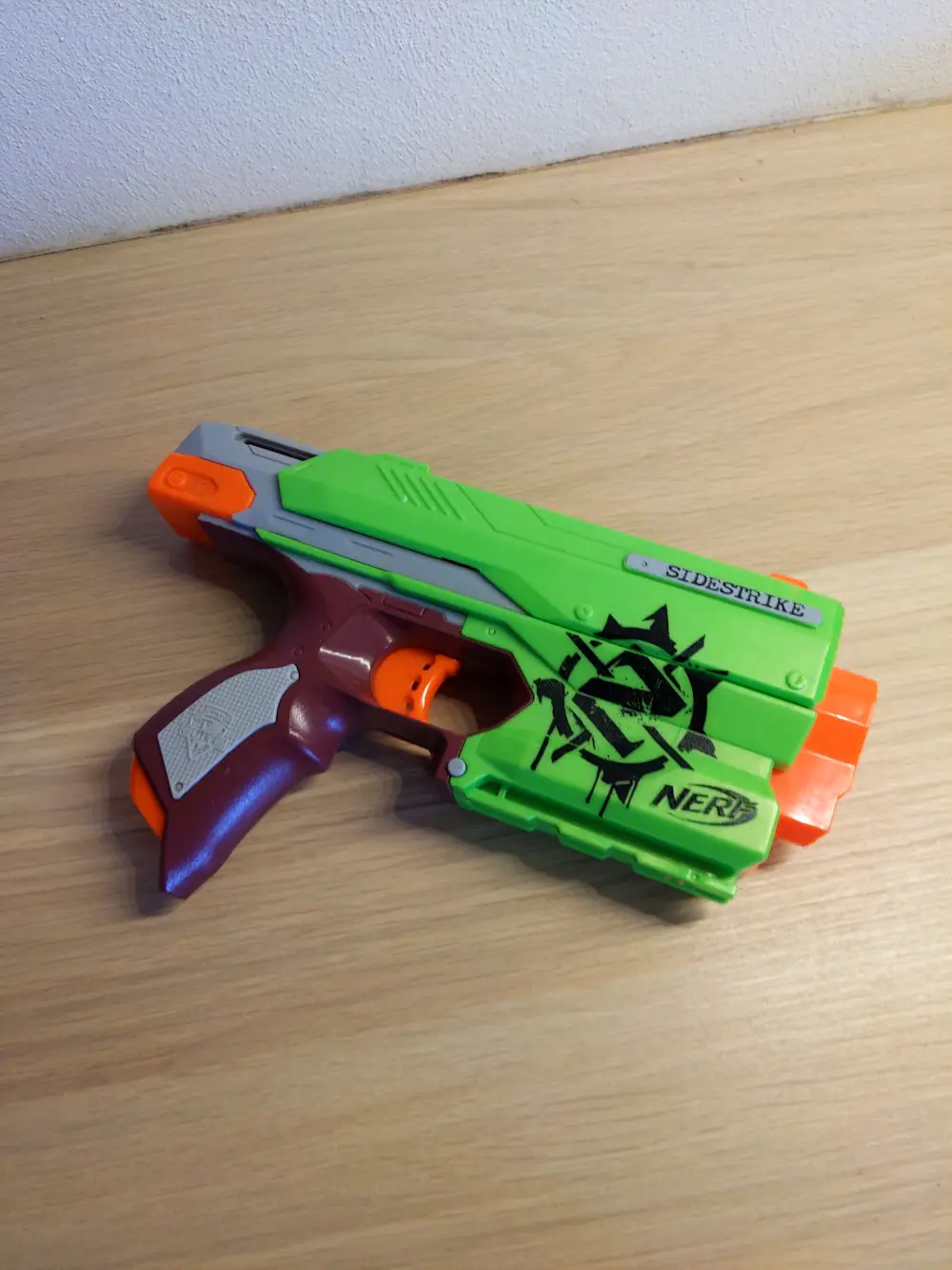 Nerf Skydeskive pistol og patroner