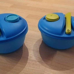 Tupperware Skåle med bestik og bøt i låg