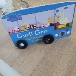 Gurli gris Hjulene på bussen Bog