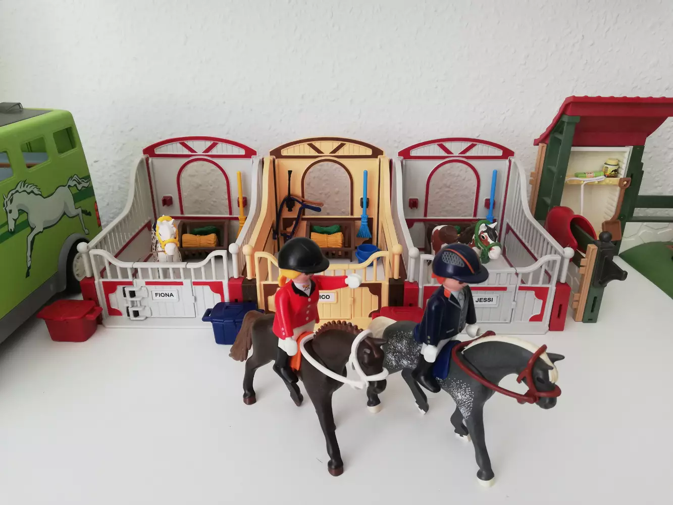 Playmobil Heste stald hestevask og bil