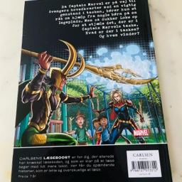 Captain Marvel Bog bøger