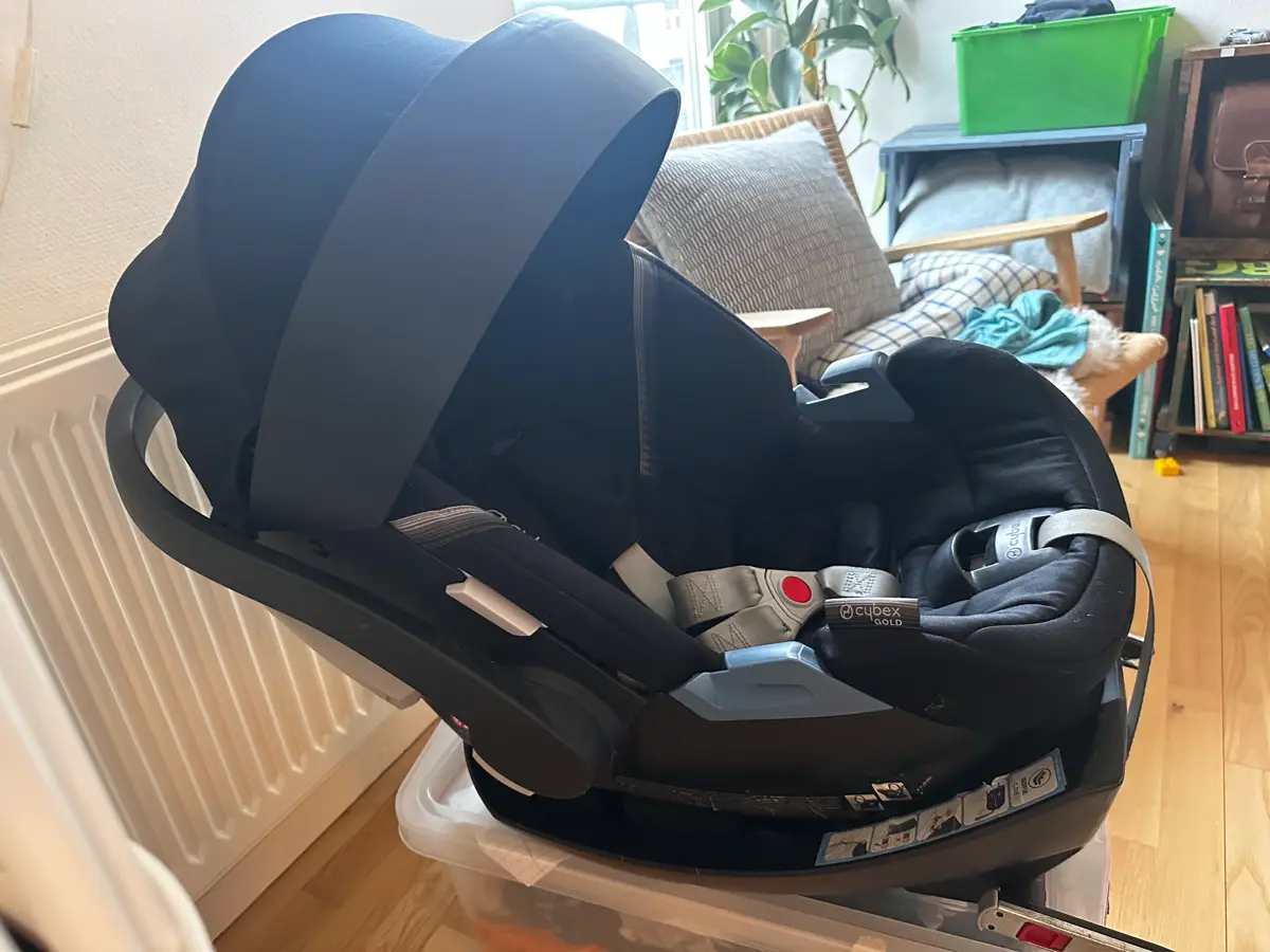 CYBEX Autostol