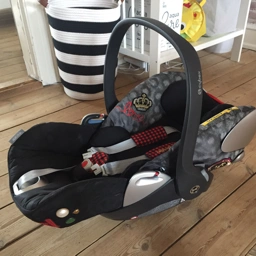 CYBEX cloud Q Rebellious Carseat