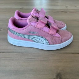 Puma Sneakers