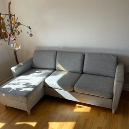 Lysegrå chaiselong sofa Bilka