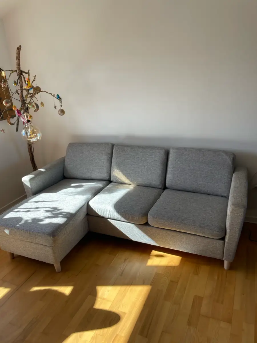 Lysegrå chaiselong sofa Bilka