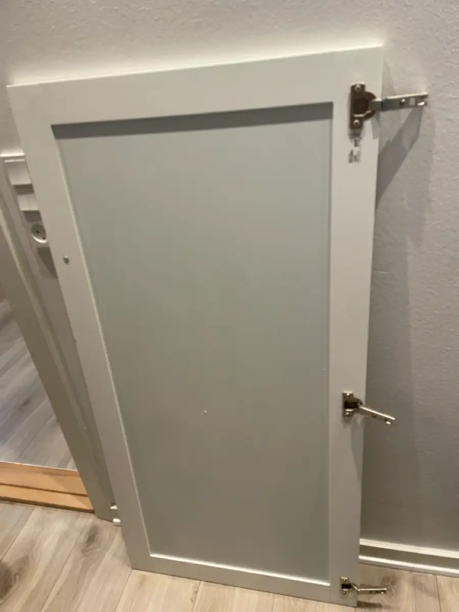 IKEA Spejls skabslåge