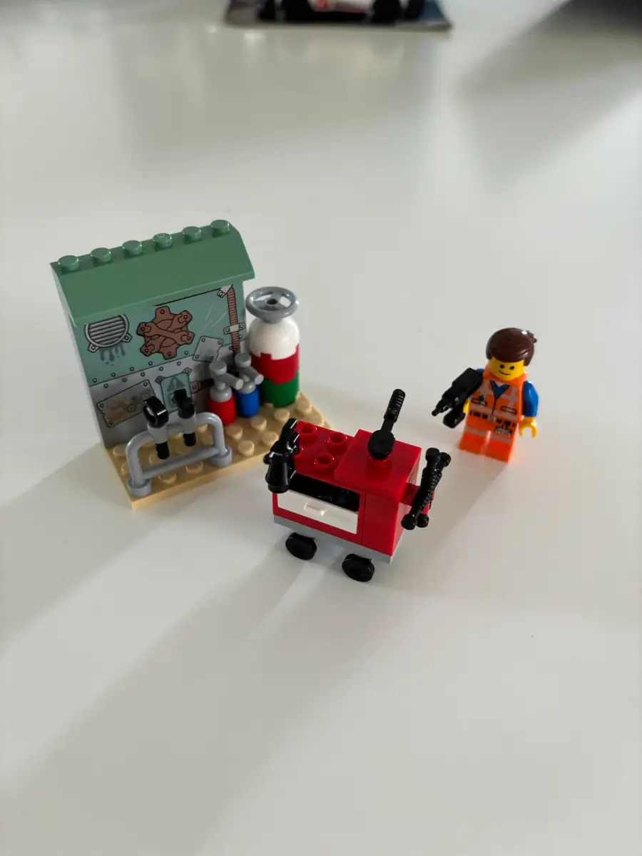 LEGO Movie 2 70821 - Emmet  Bennys værkst