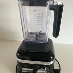 Kitchen aid Blender