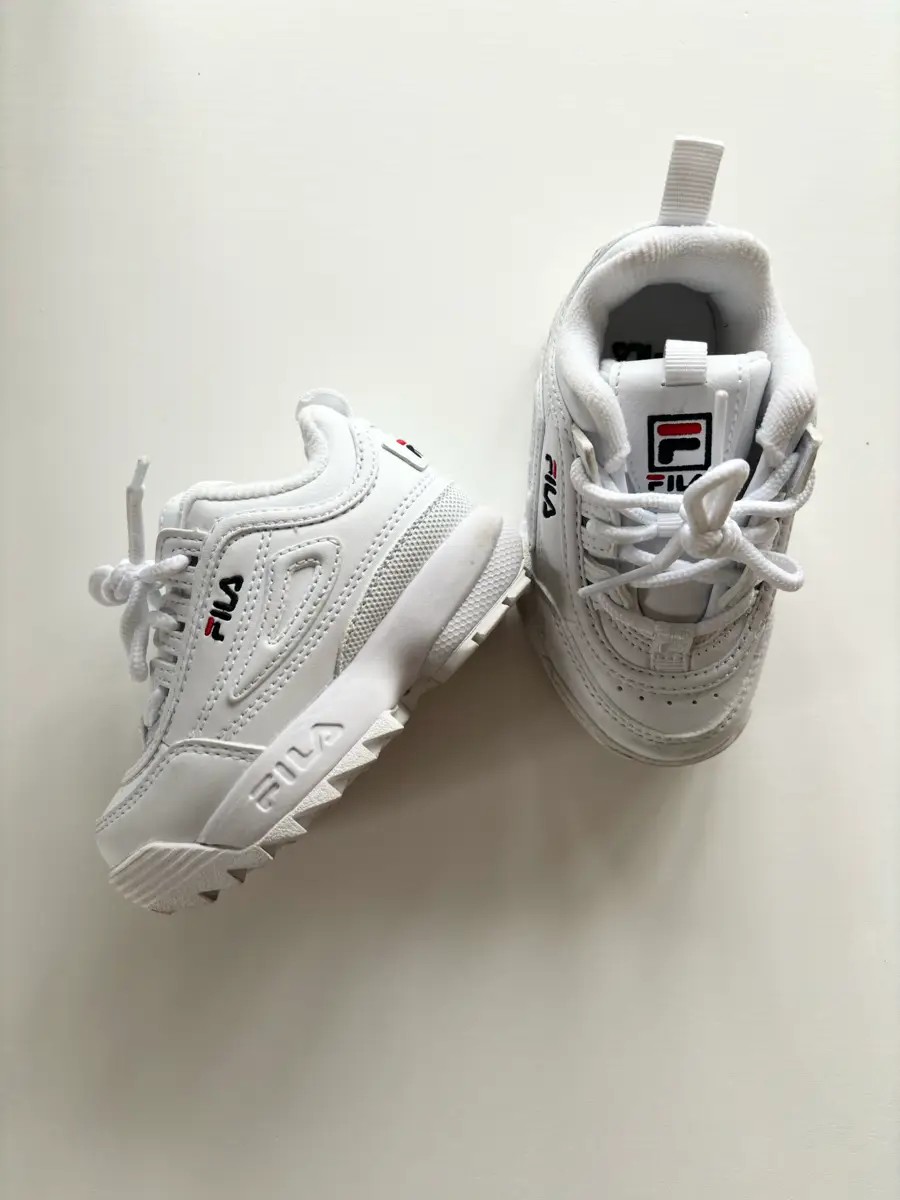 FILA Sneakers