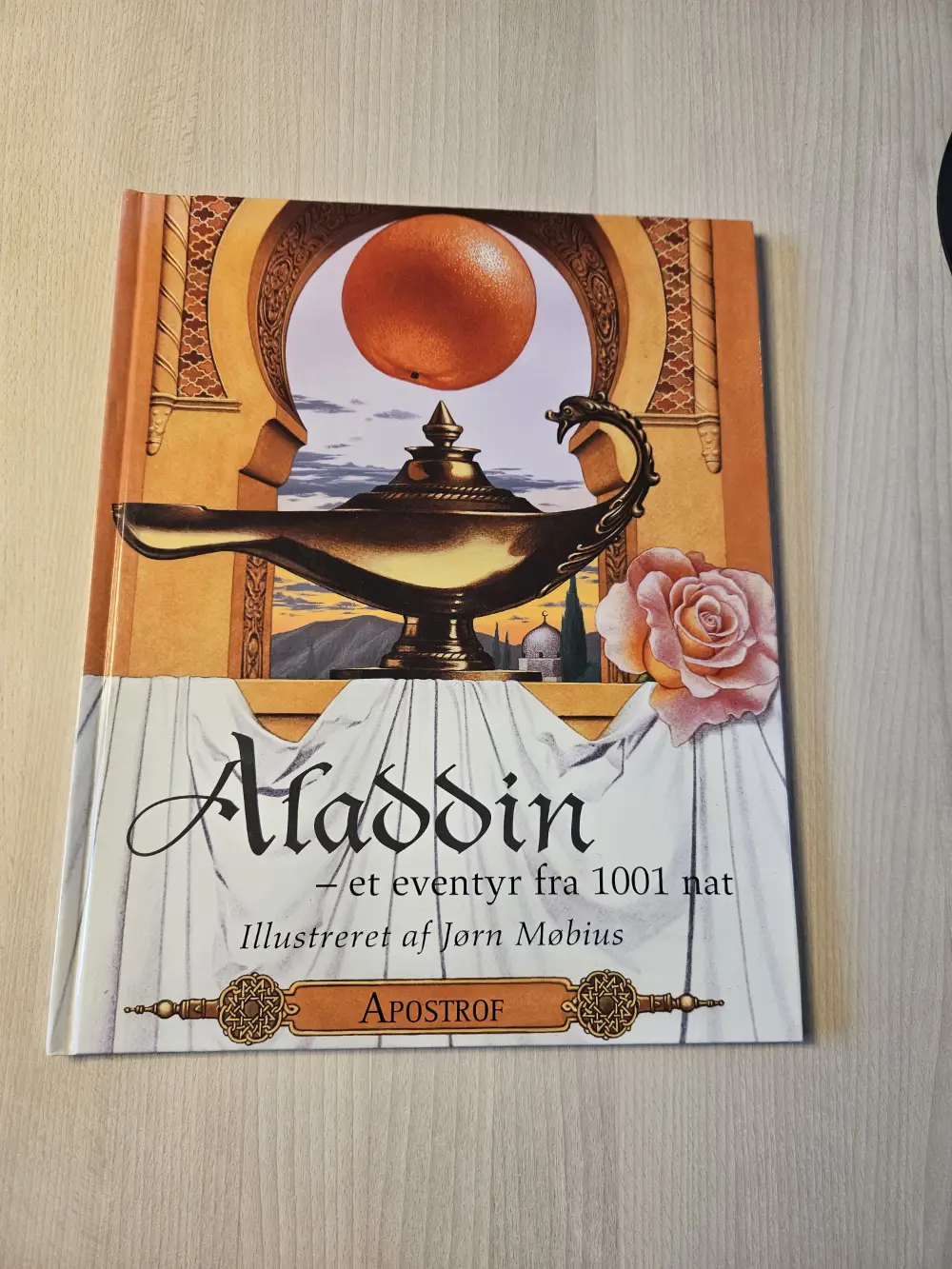 Aladdin - et eventyr fra 1001 nat Bog