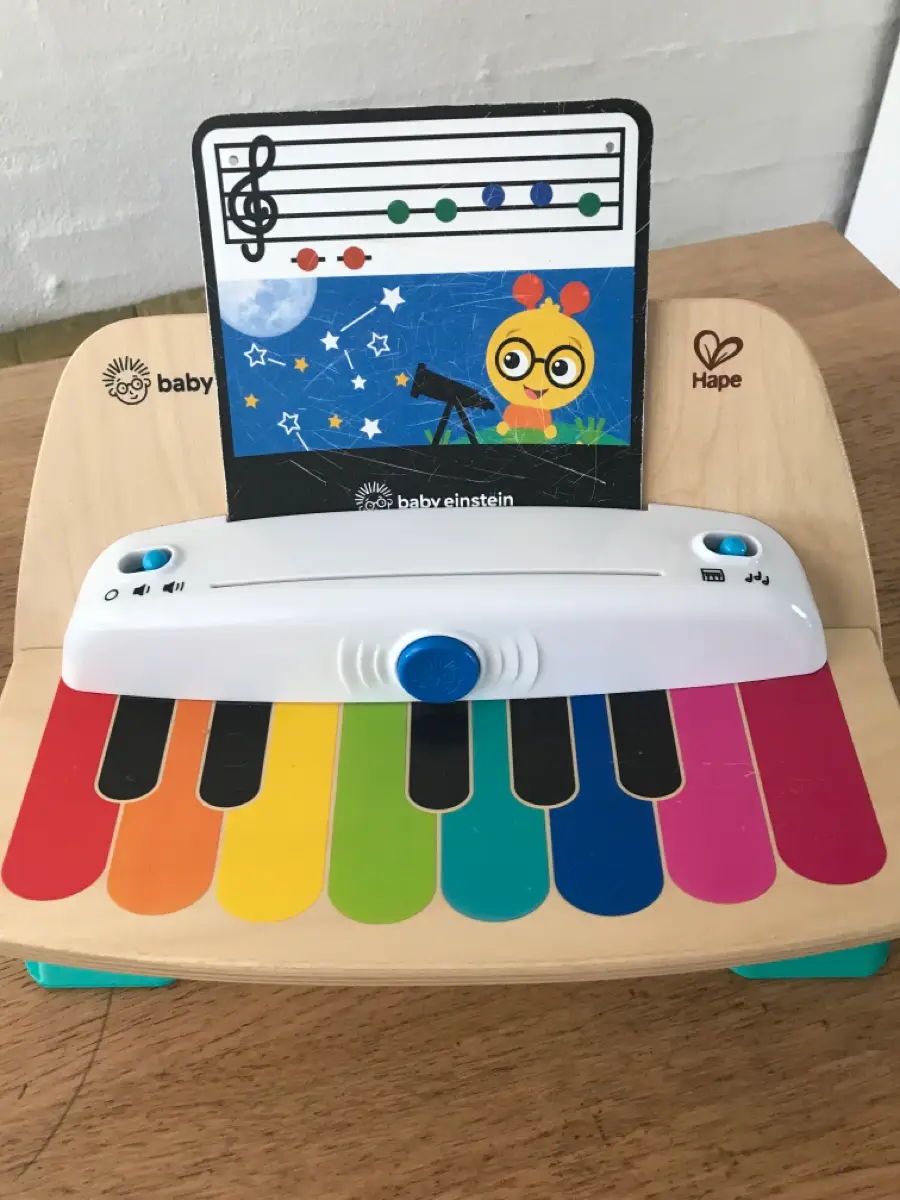 Hape Magic touch piano