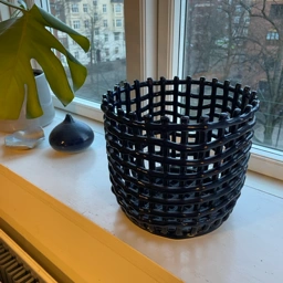 ferm LIVING Ceramic basket large