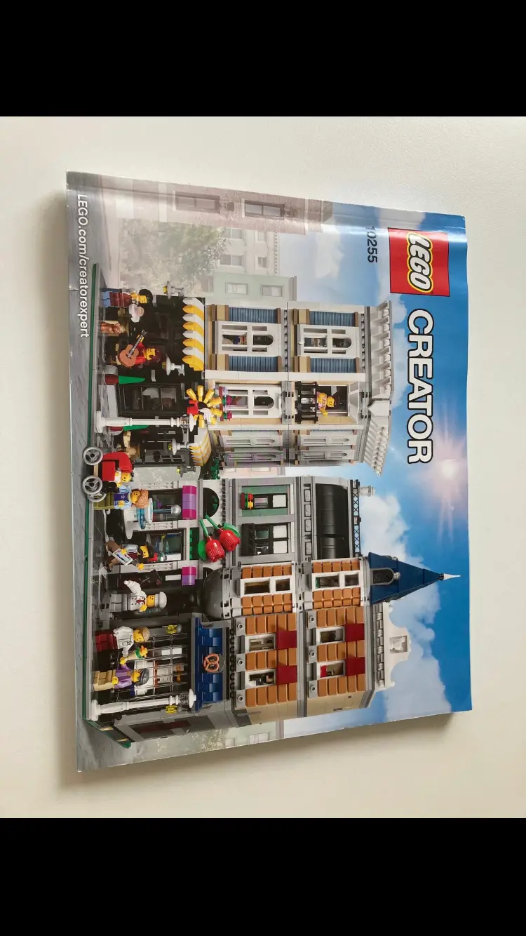 LEGO 10255 butiksgade