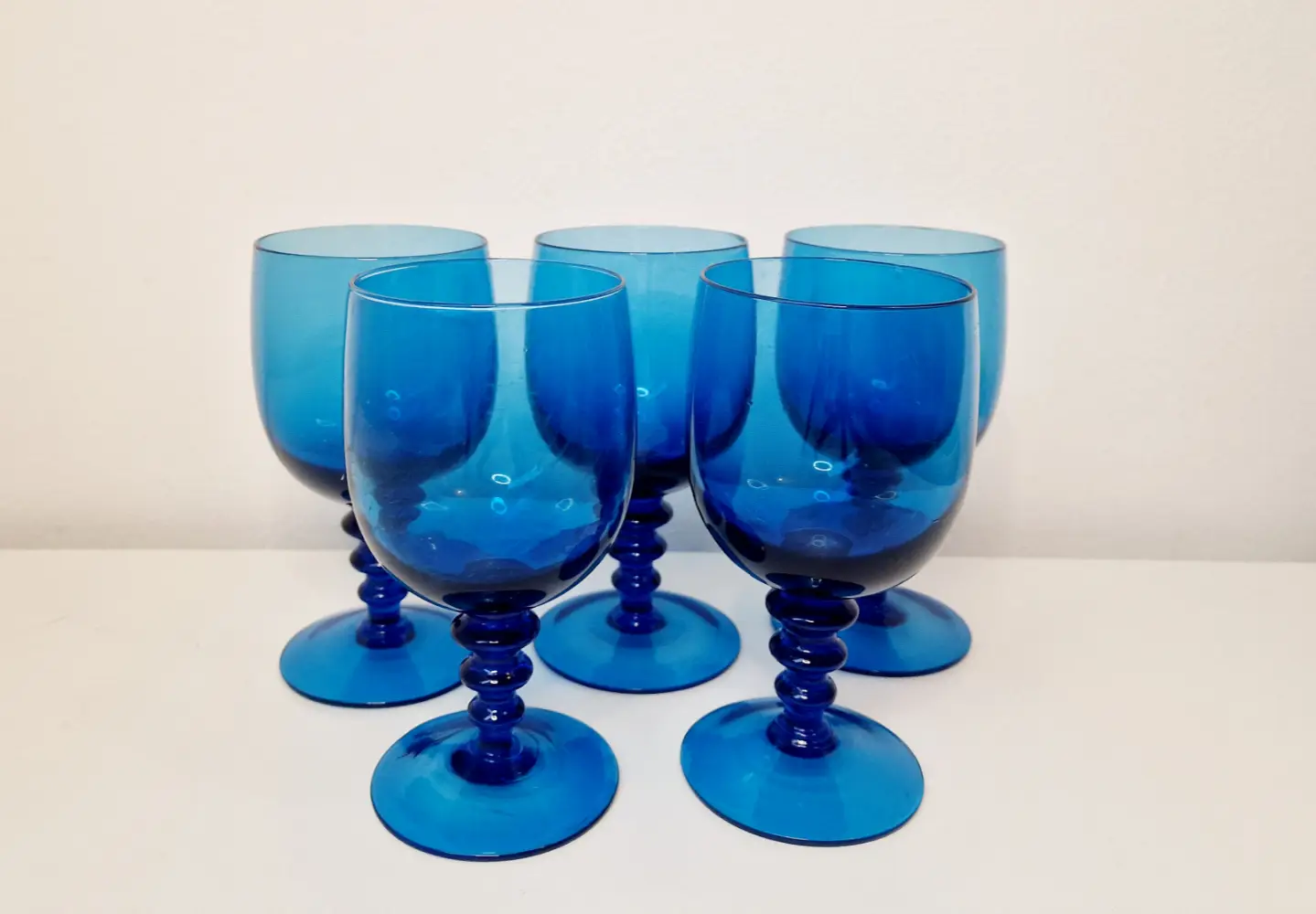 Water Glasses Blue water glasses