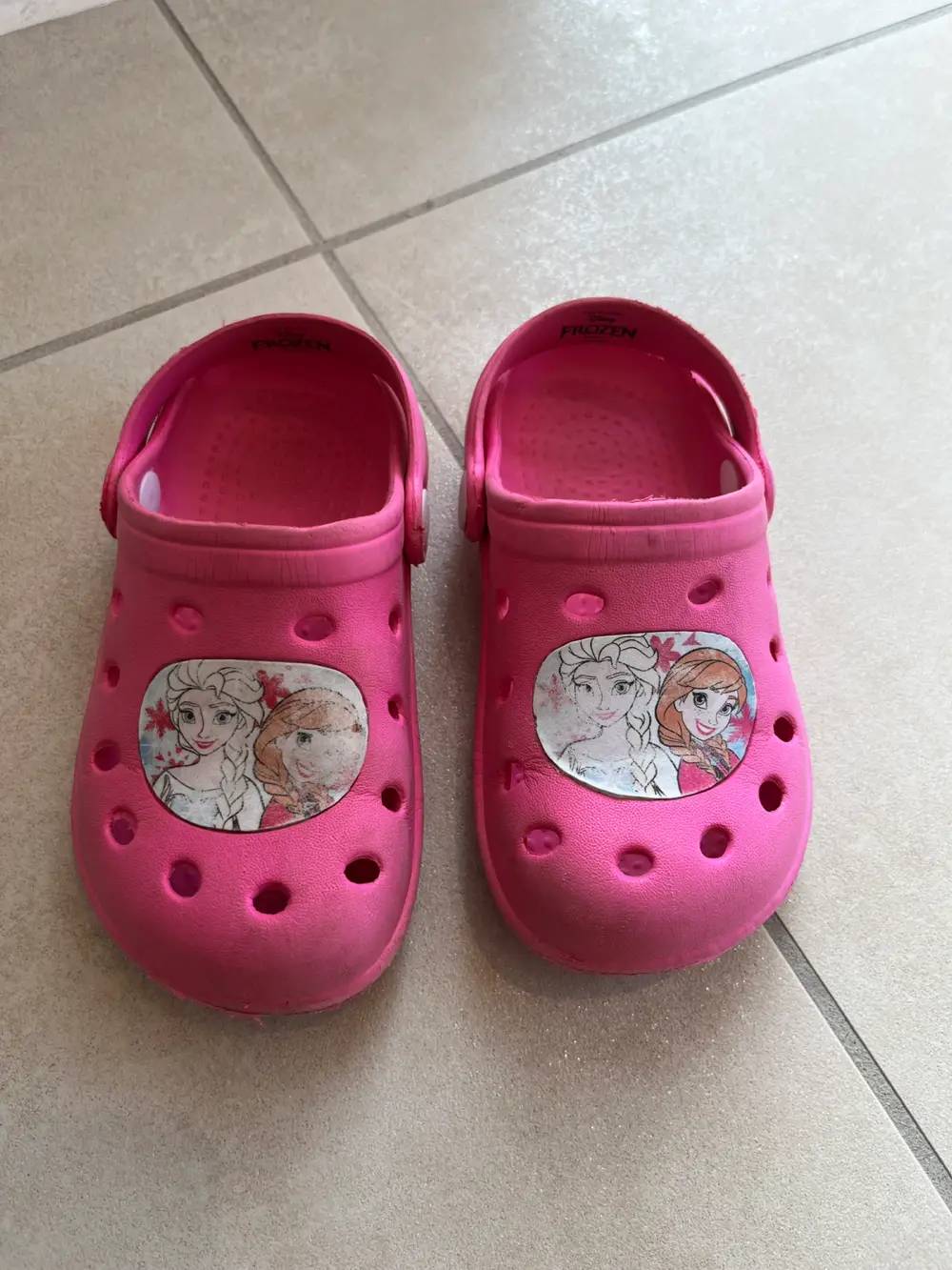 X Crocs