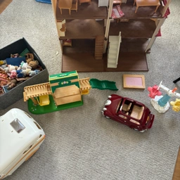 Sylvanian Families Dukkehus campingvogn bil mv