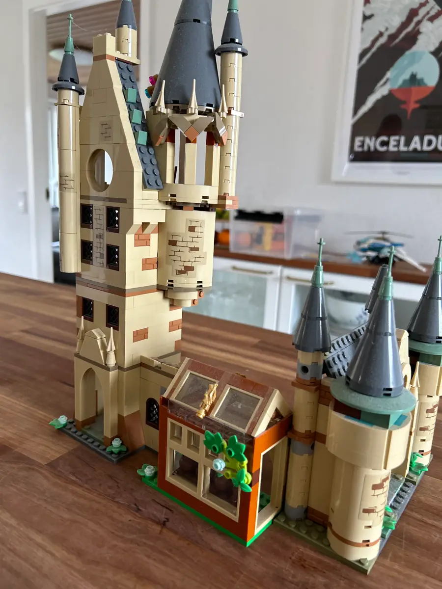 LEGO Harry Potter Hogsmeade