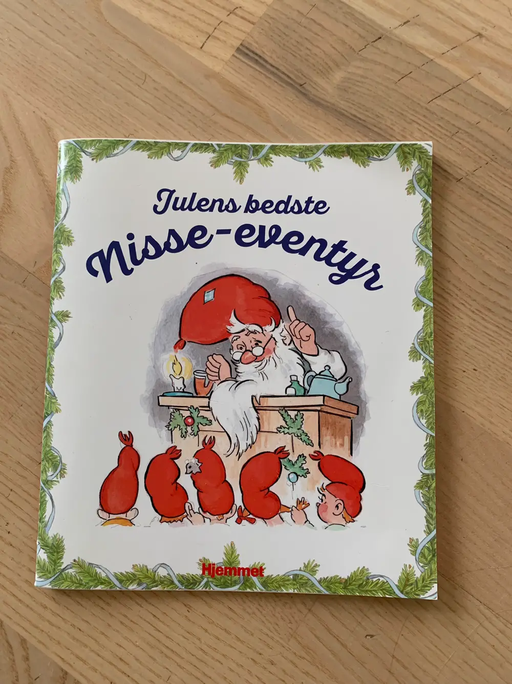 Julens bedste nisse-eventyr Bog