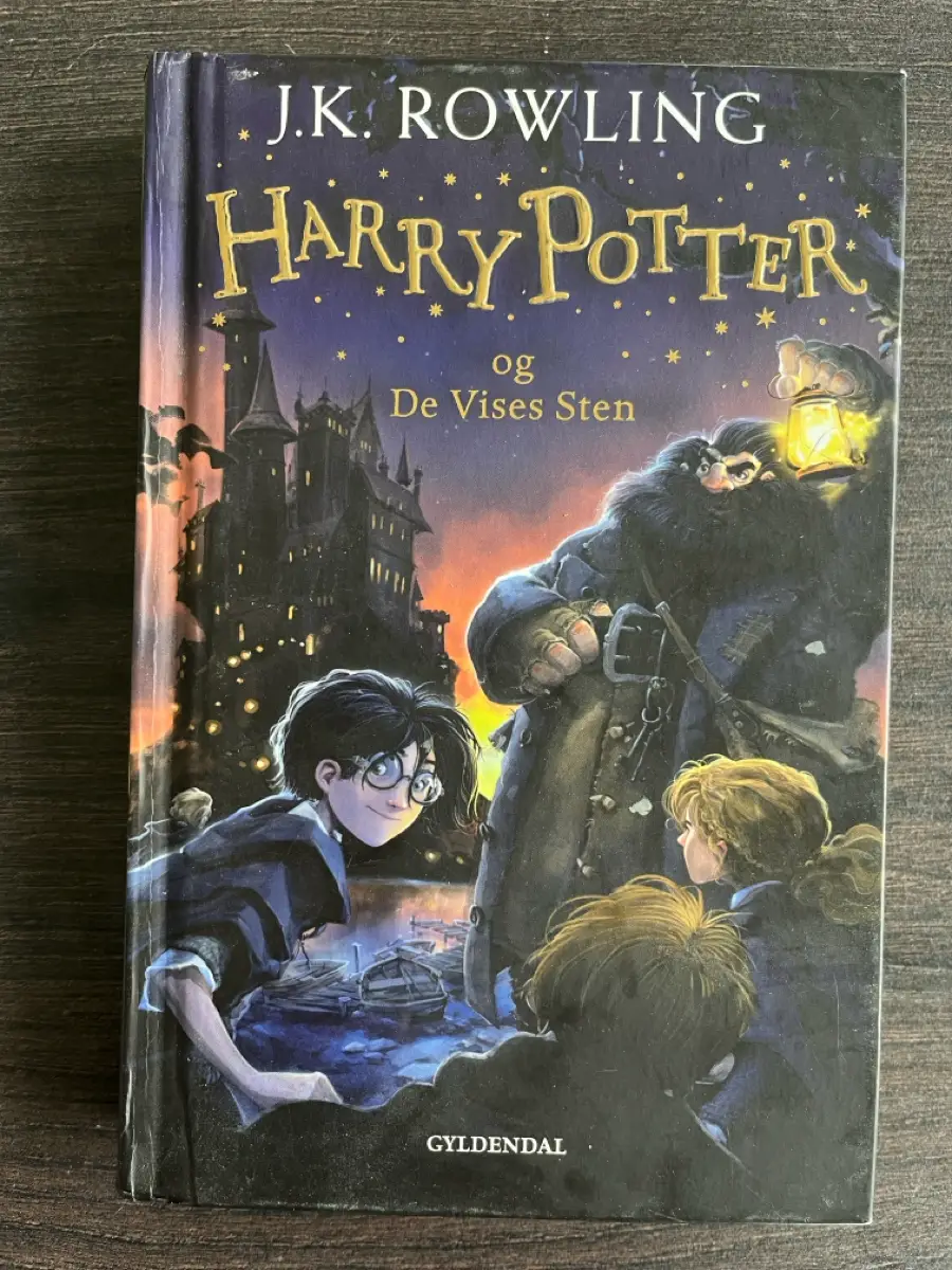 Harry Potter og de vises sten eventyr Hardback J K Rowling eventyr b
