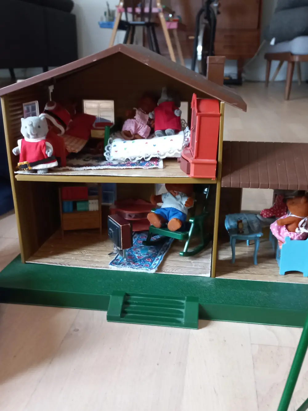 Sylvanian Families Hus med møbler og dyr