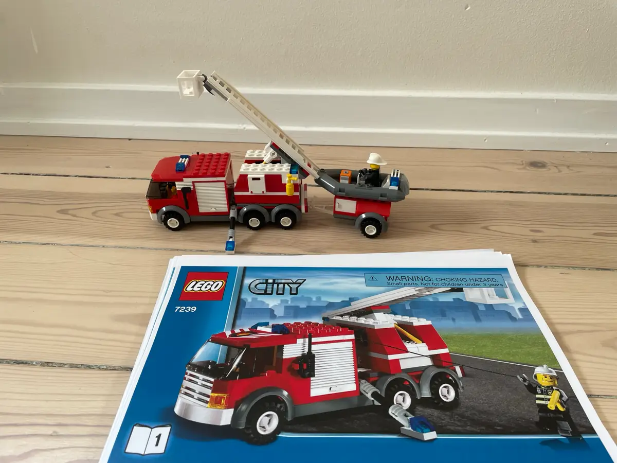 LEGO City brand 7239