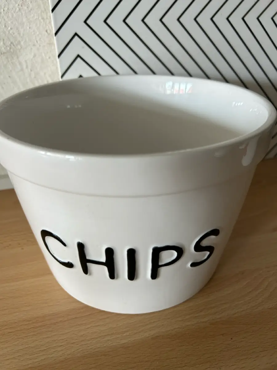 Ukendt Chips skål