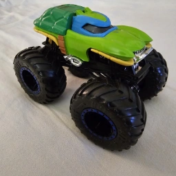 Hot Wheels Leonardo monster truck