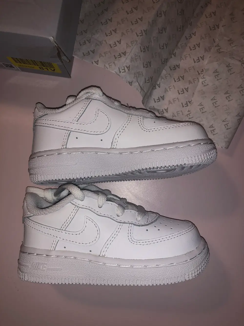 Nike Air Force 1 Sneakers