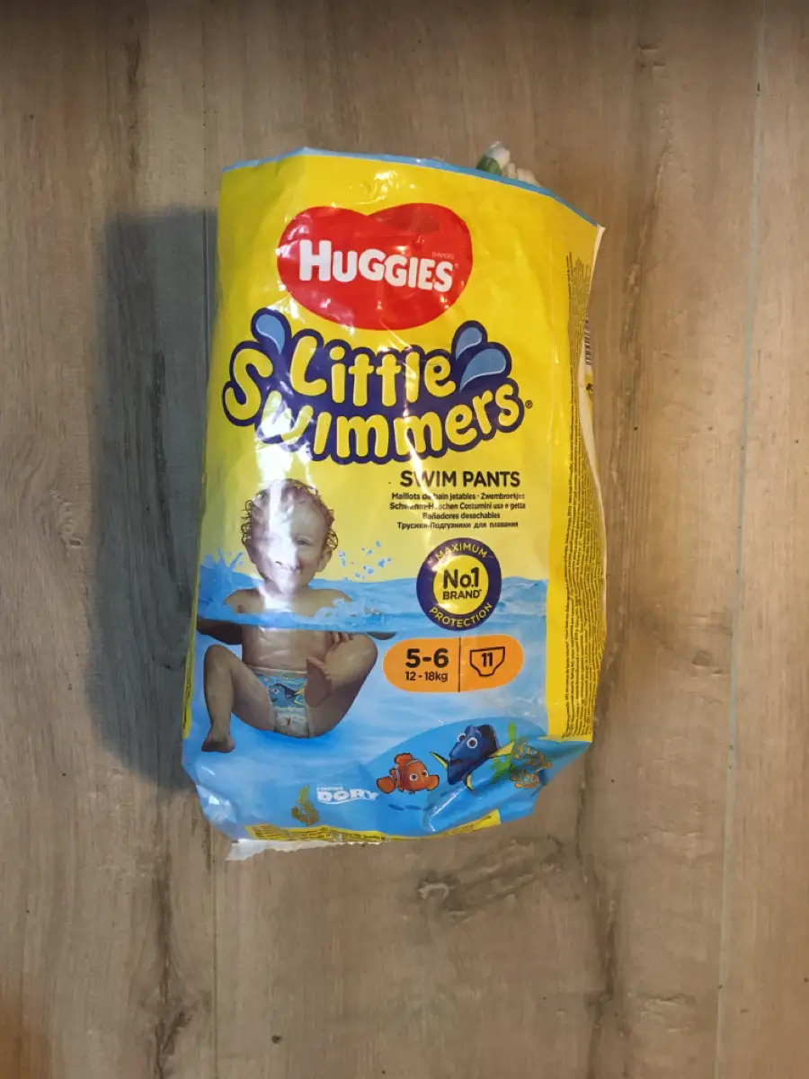 Huggies Svømmebleer