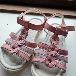 Ukendt Sandal