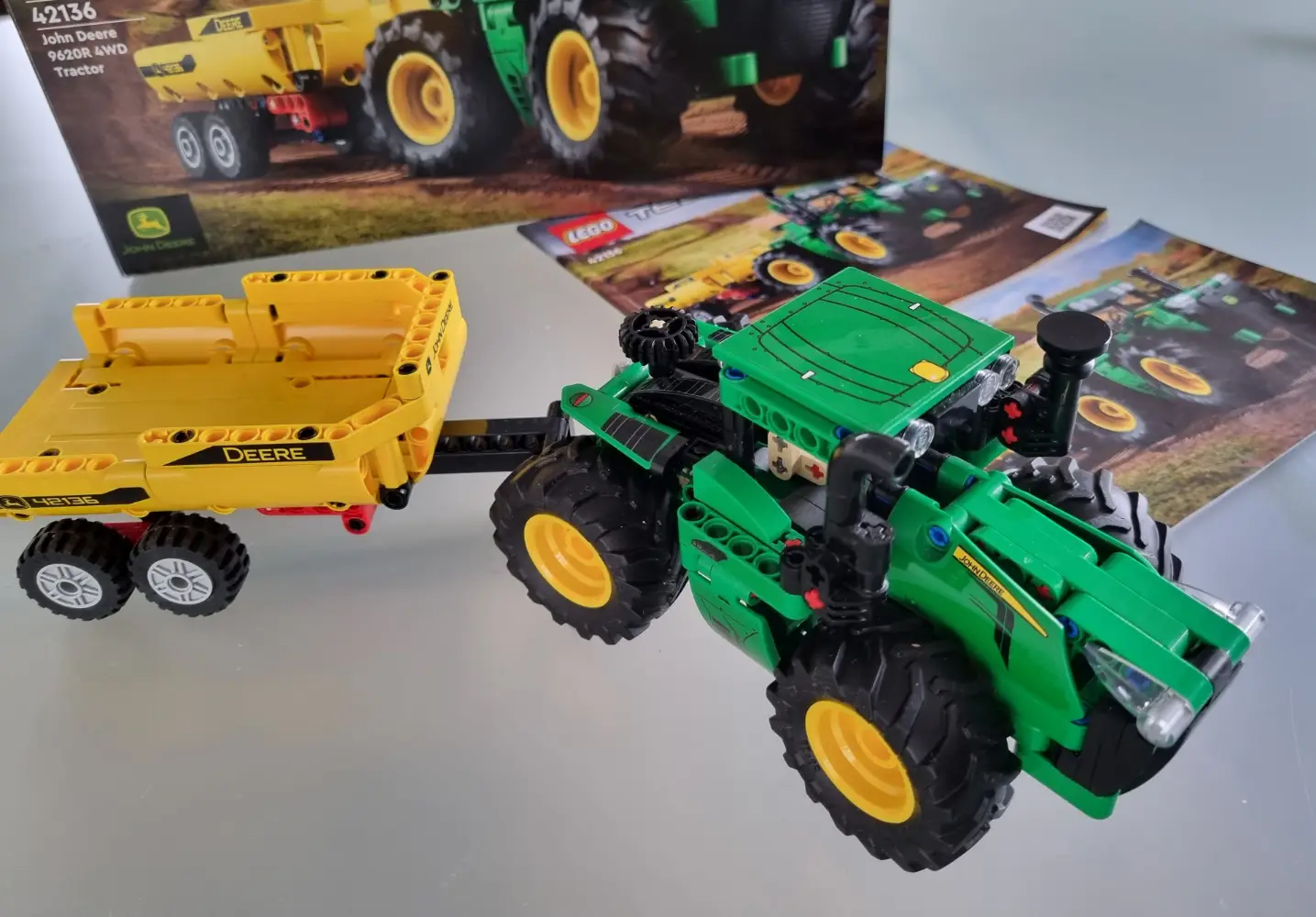 LEGO John Deere traktor